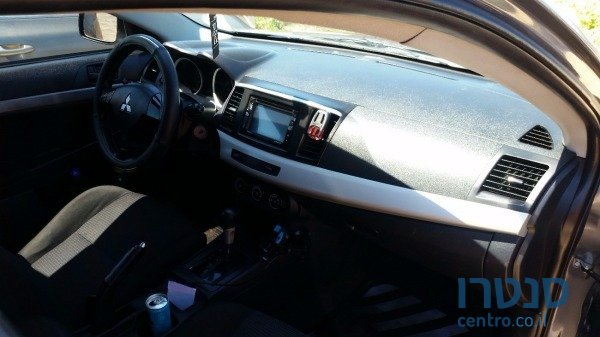 2009' Mitsubishi Lancer photo #3