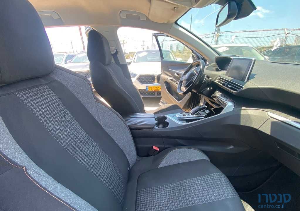 2018' Peugeot 3008 פיג'ו photo #4