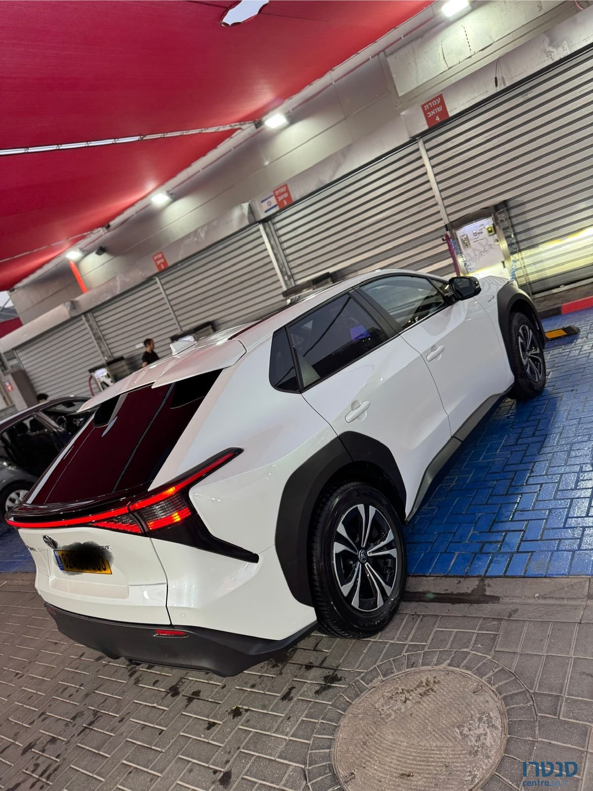 2024' Toyota bZ4X טויוטה photo #4