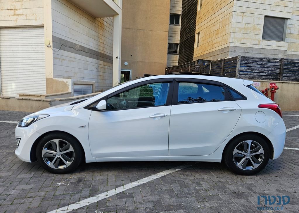 2016' Hyundai i30 יונדאי photo #2