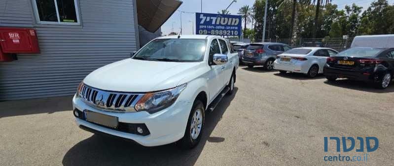 2017' Mitsubishi L200 4X4 מיצובישי טרייטון photo #2