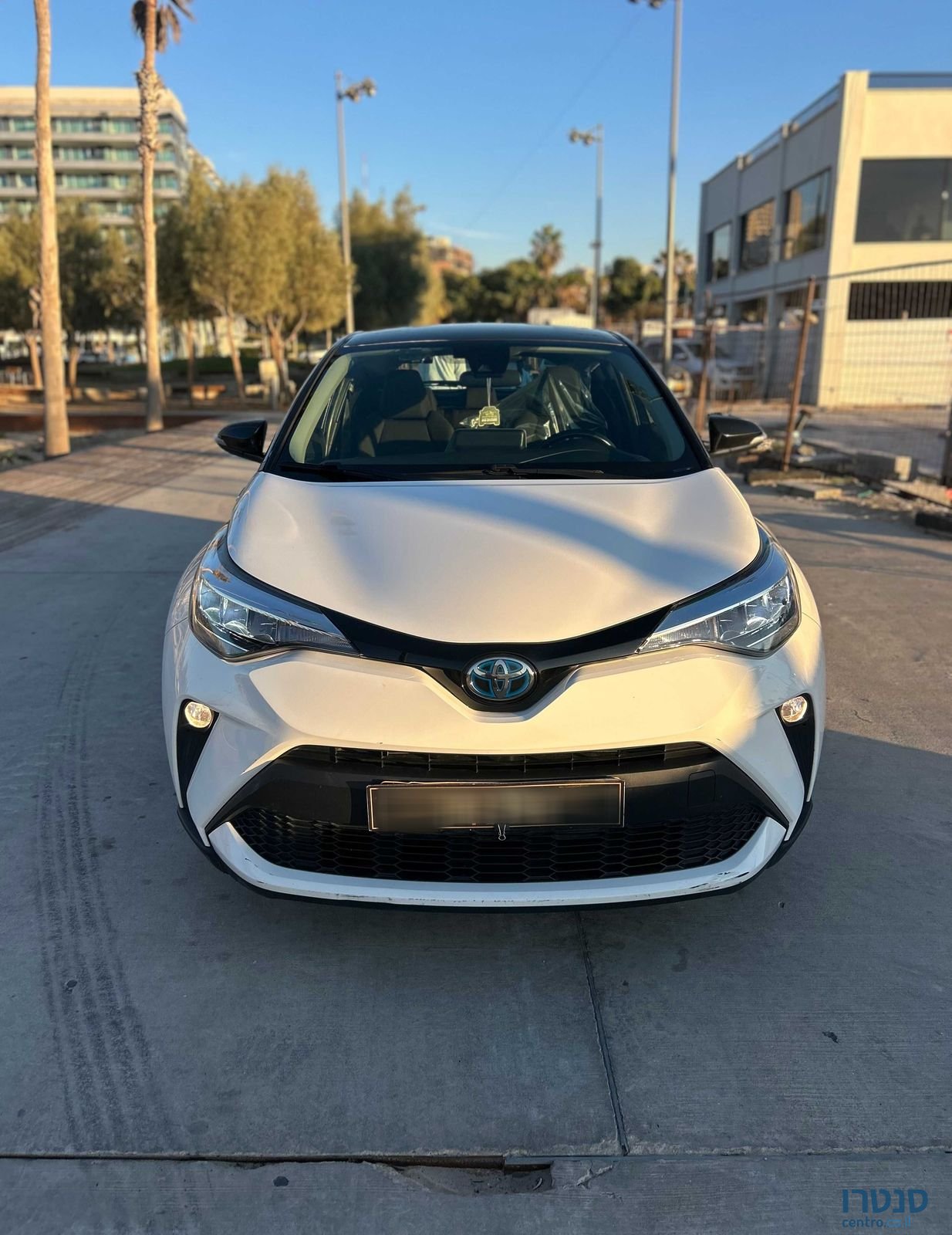 2020' Toyota C-HR טויוטה photo #2