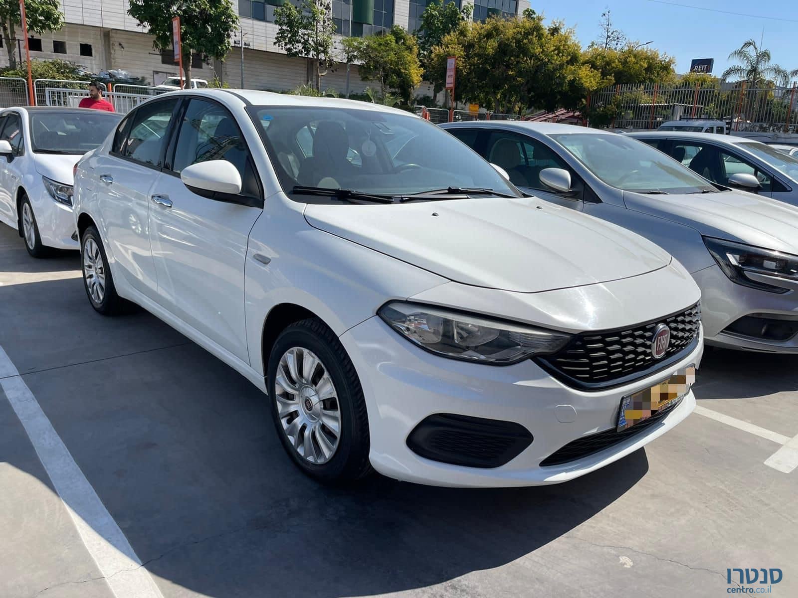 2020' Toyota Corolla Sun photo #3