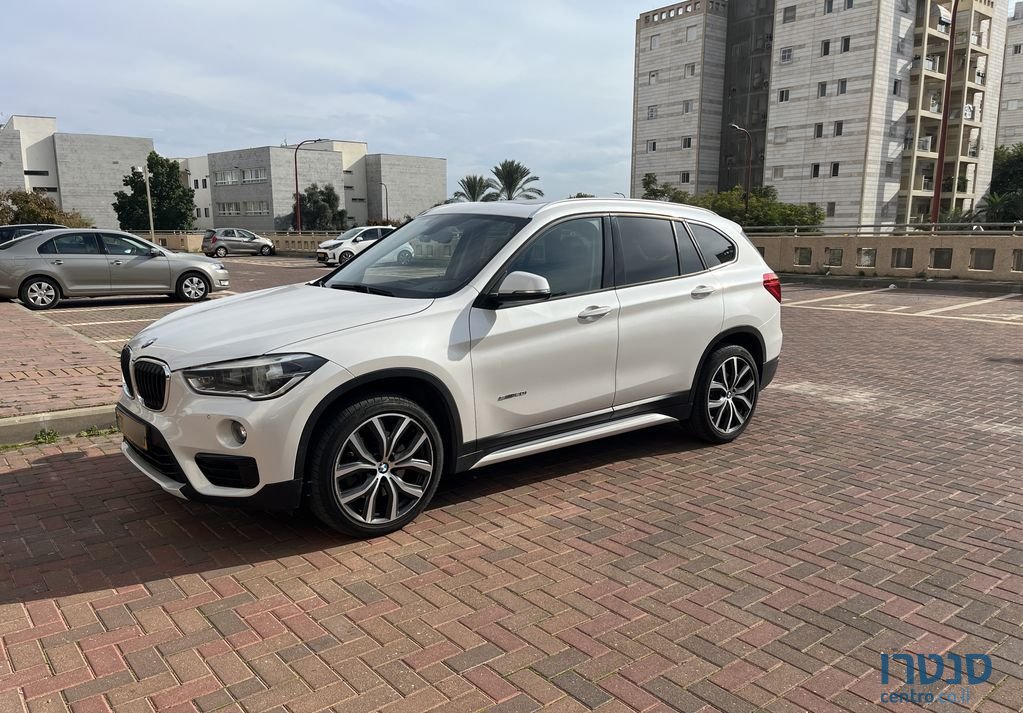 2017' BMW X1 ב.מ.וו photo #1