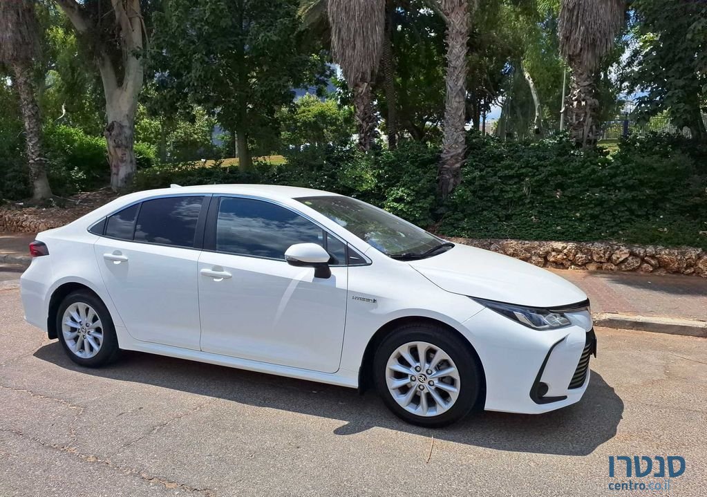 2021' Toyota Corolla טויוטה קורולה photo #3