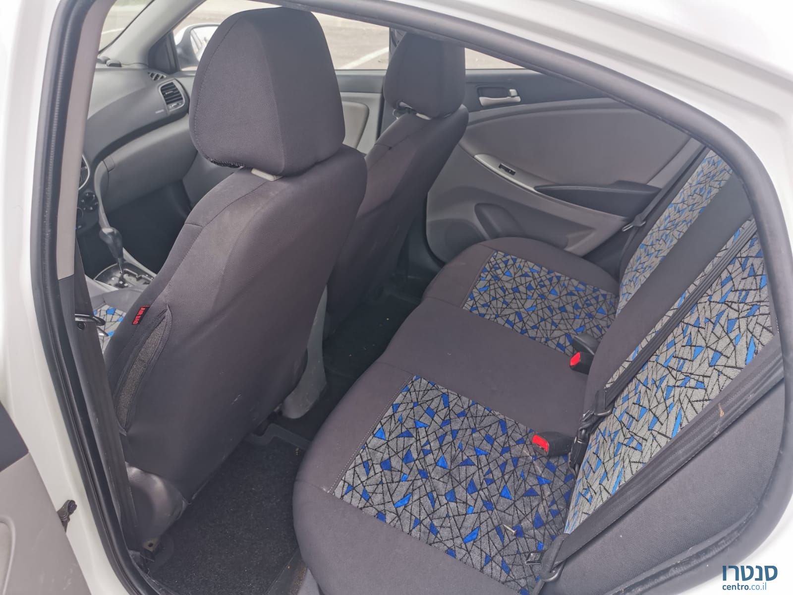 2015' Hyundai i25 יונדאי photo #4