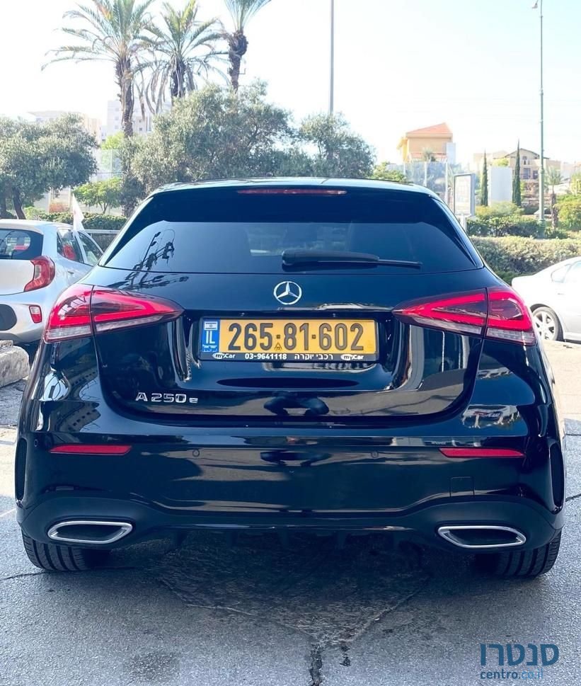 2021' Mercedes-Benz A-Class מרצדס photo #3