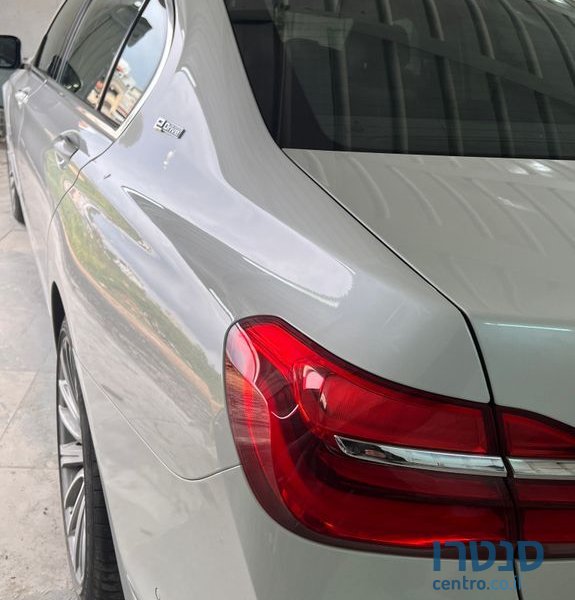 2019' BMW 7 Series ב.מ.וו סדרה 7 photo #4