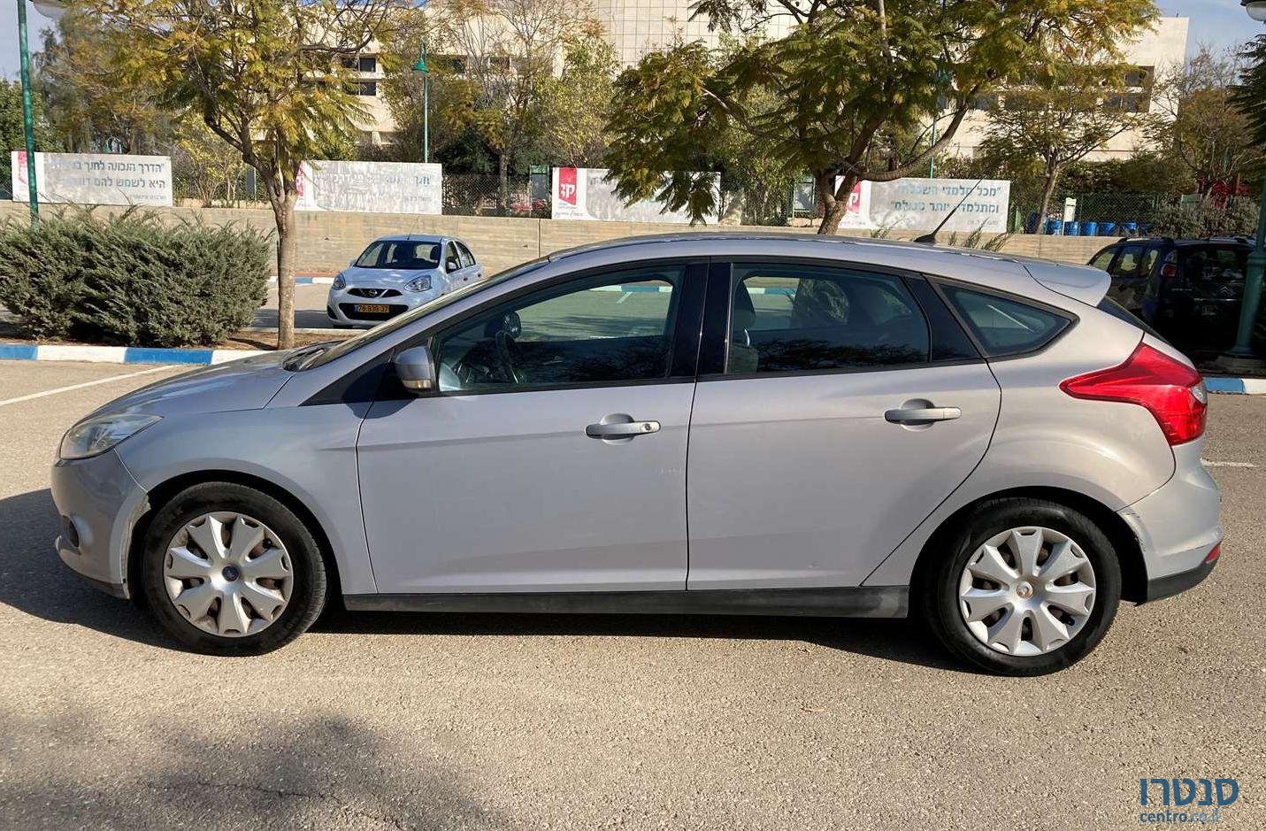2011' Ford Focus פורד פוקוס photo #1