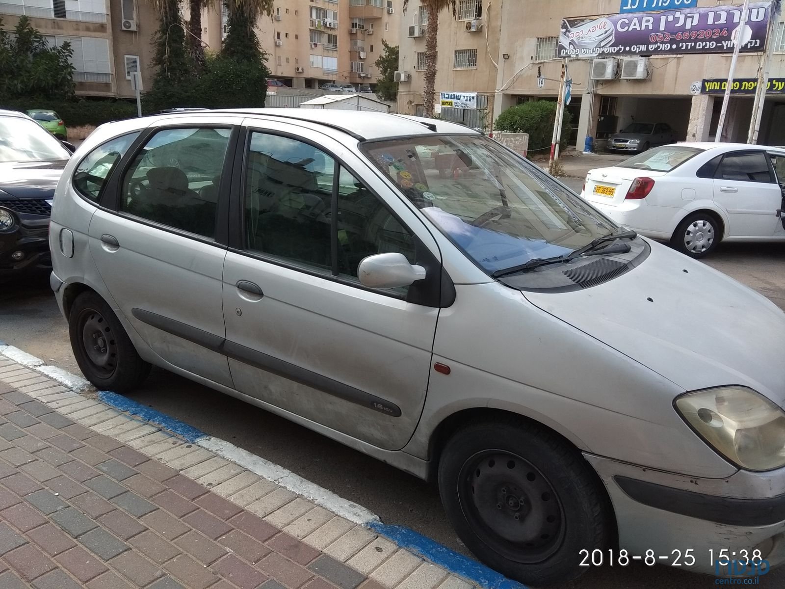 2003' Renault Scenic photo #2