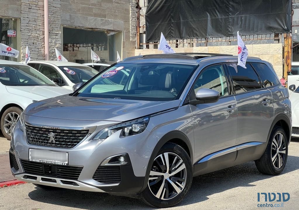 2019' Peugeot 5008 פיג'ו photo #1