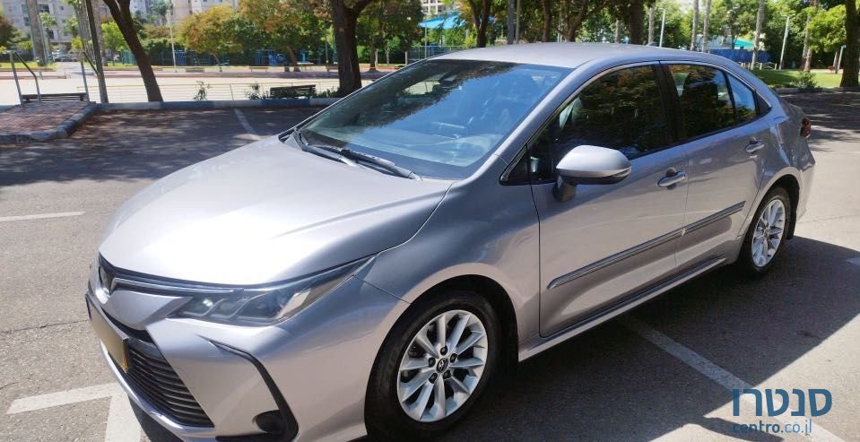 2019' Toyota Corolla טויוטה קורולה photo #1