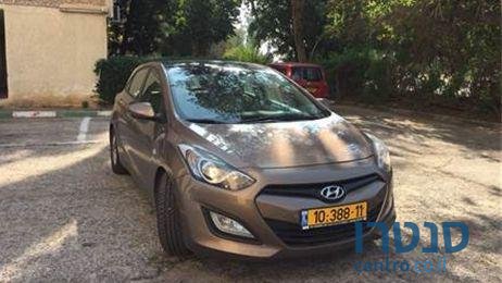 2012' Hyundai I30 יונדאי i30 פרמיום photo #1