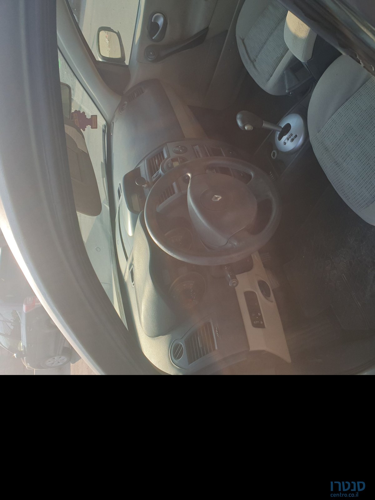 2008' Renault Megane רנו מגאן photo #2