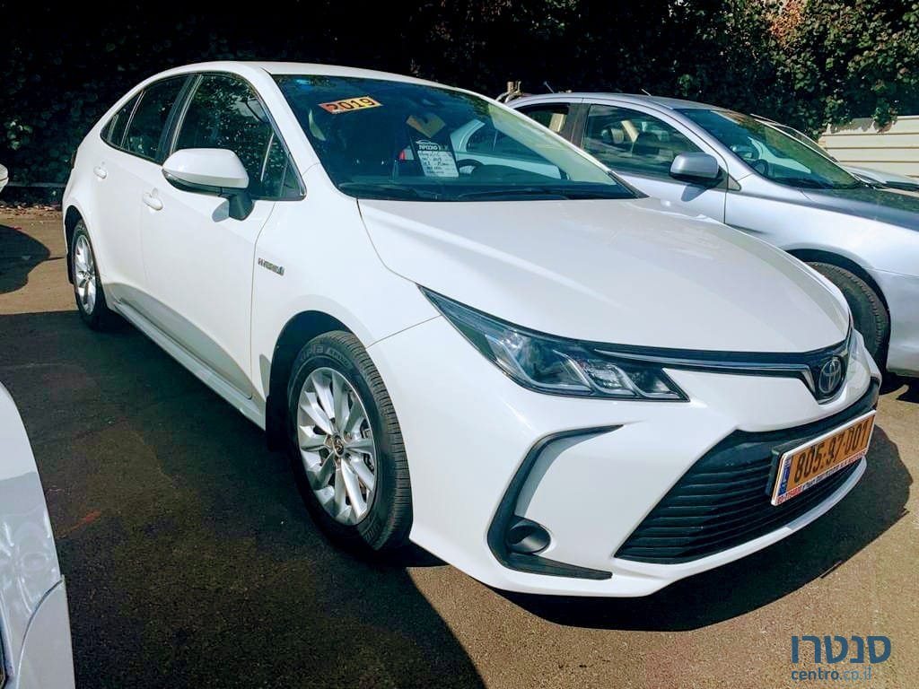 2019' Toyota Corolla photo #1