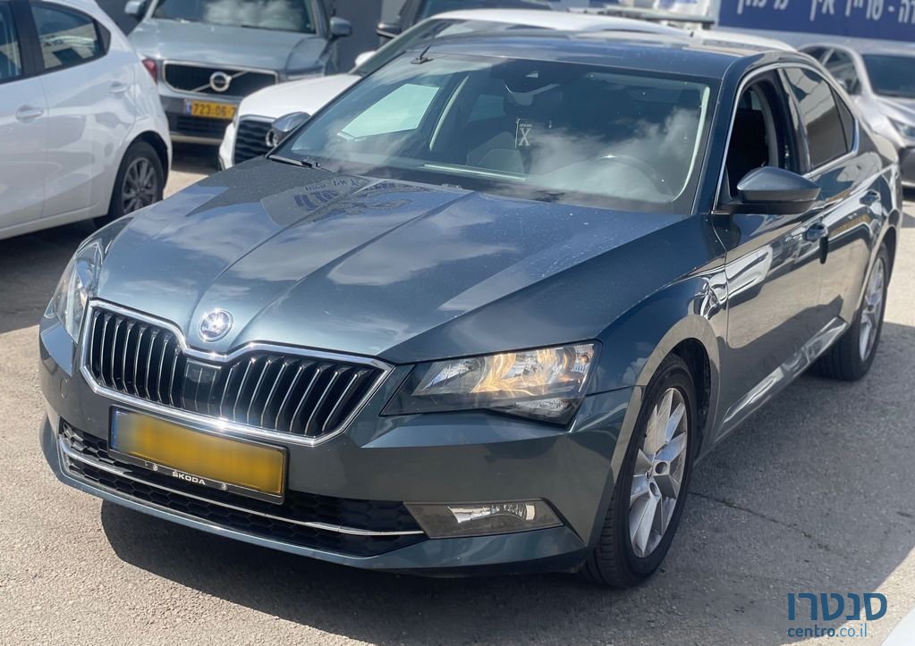 2019' Skoda Superb סקודה סופרב photo #1