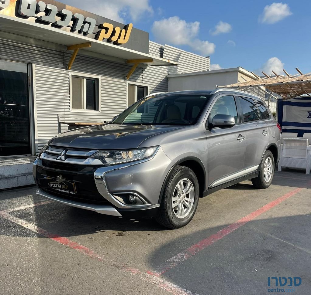 2017' Mitsubishi Outlander מיצובישי אאוטלנדר photo #2