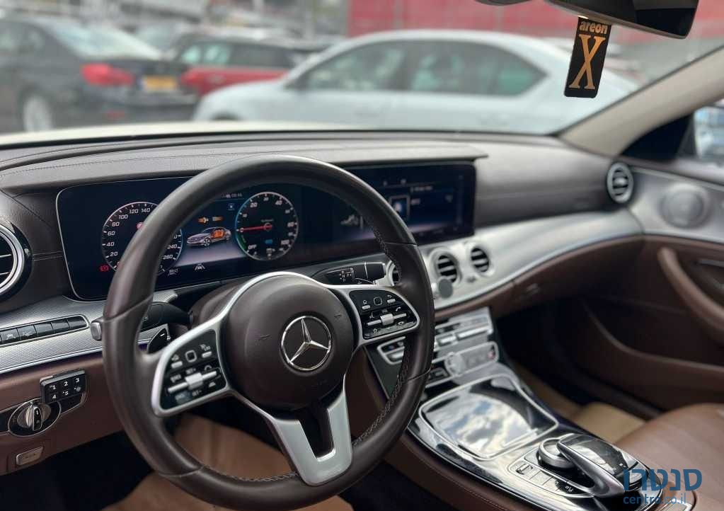2020' Mercedes-Benz E-Class מרצדס photo #5