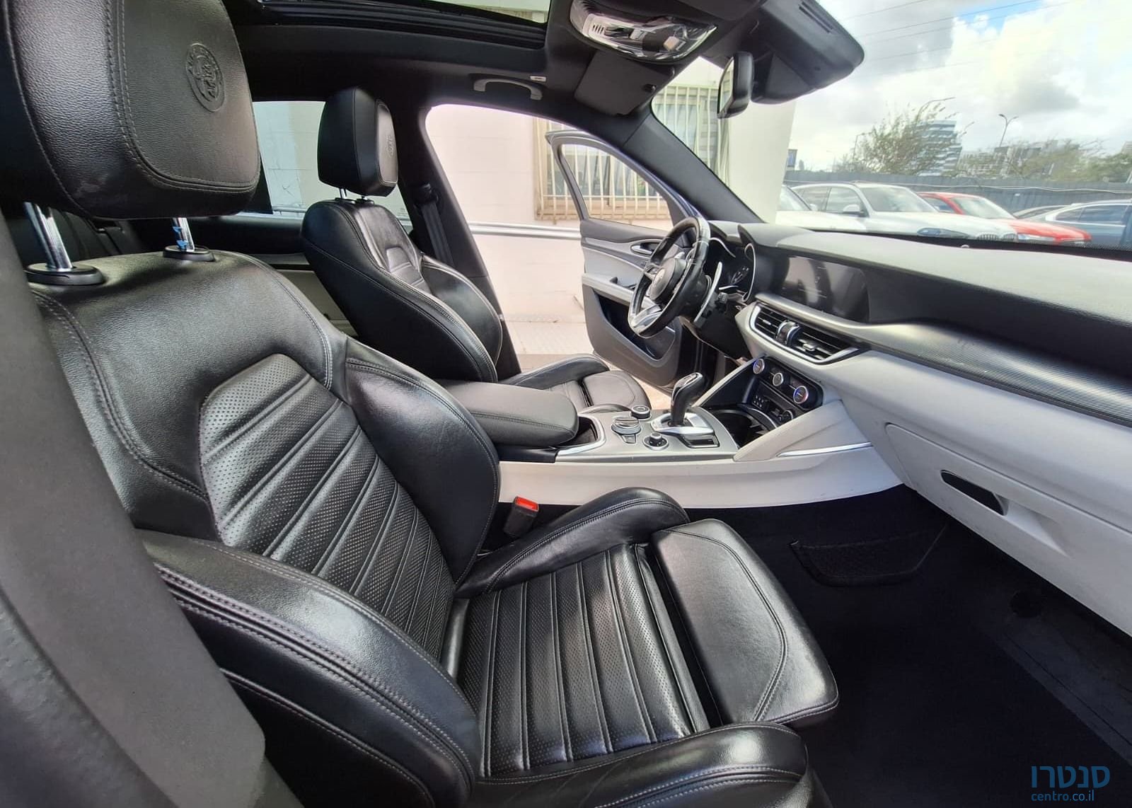 2020' Alfa Romeo Stelvio אלפא רומיאו סטלביו photo #5