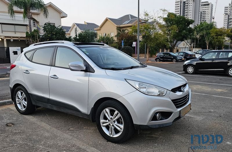 2011' Hyundai ix35 יונדאי photo #6