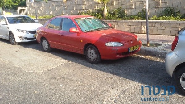 1996' Hyundai Elantra photo #1