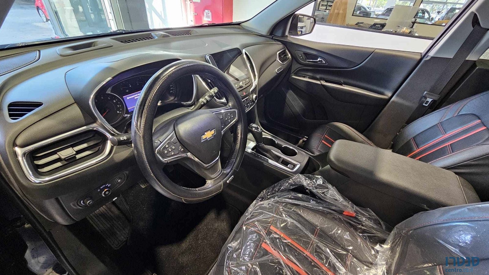 2020' Chevrolet Equinox photo #4