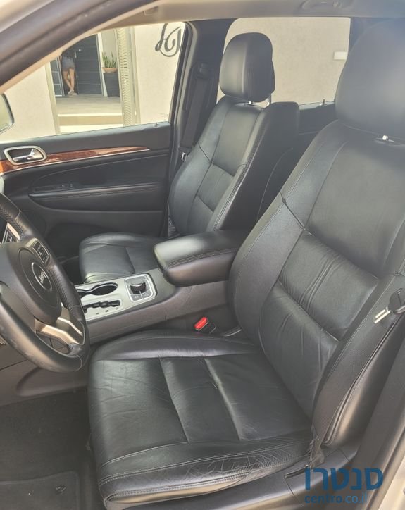 2012' Jeep Grand Cherokee ג'יפ גרנד צ'ירוקי photo #4