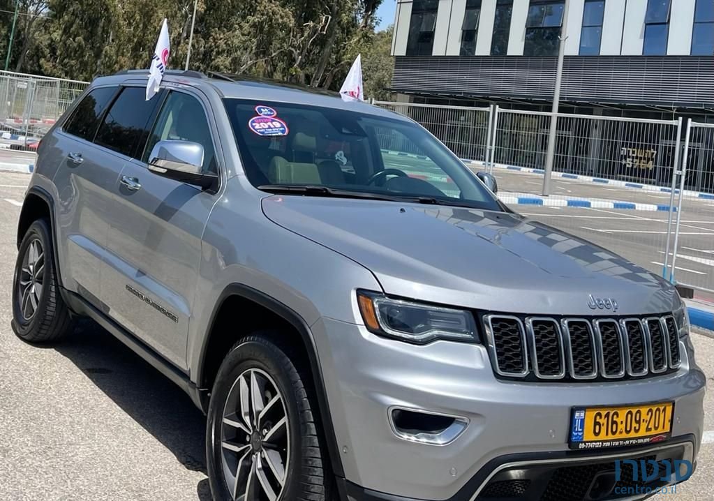 2019' Jeep Grand Cherokee ג'יפ גרנד צ'ירוקי photo #2