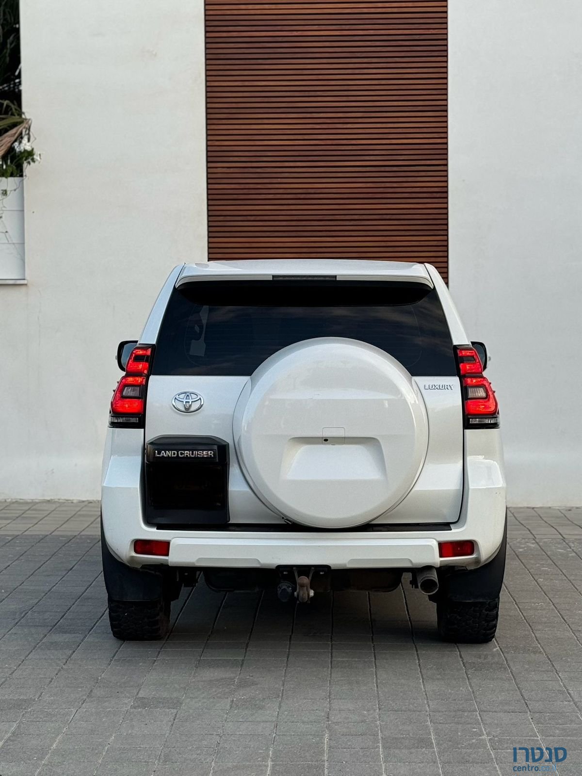 2020' Toyota Land Cruiser טויוטה לנד קרוזר photo #1