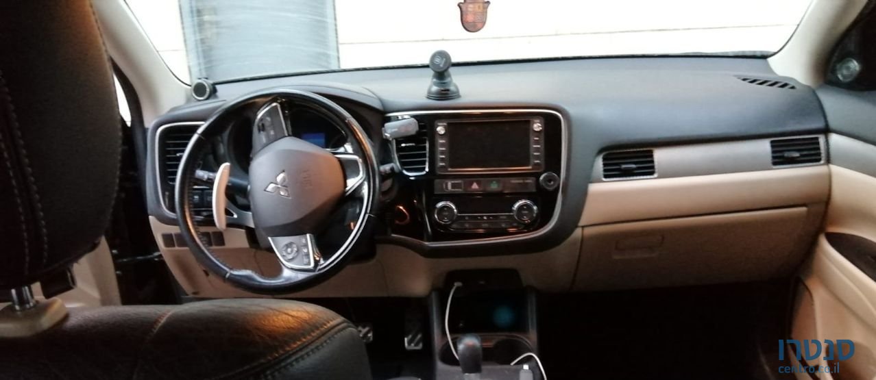 2015' Mitsubishi Outlander מיצובישי אאוטלנדר photo #5