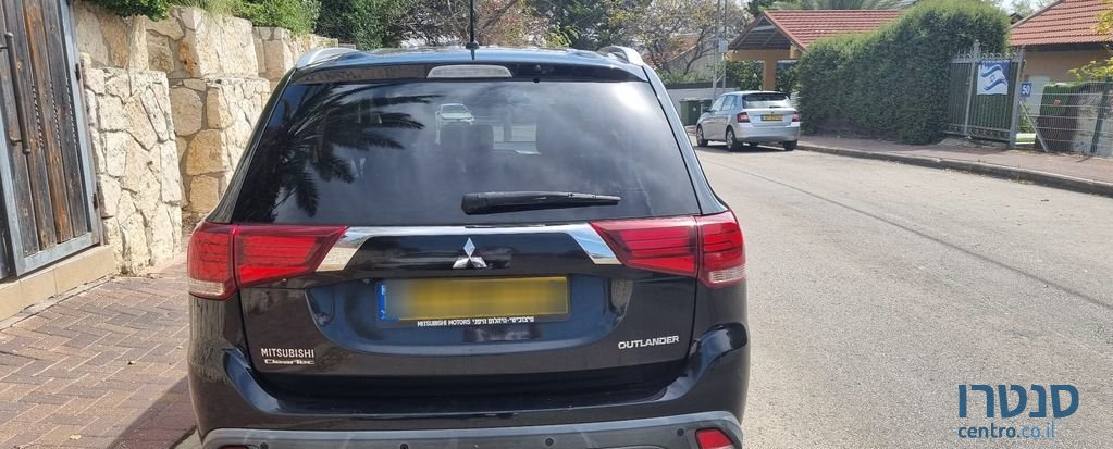 2016' Mitsubishi Outlander מיצובישי אאוטלנדר photo #1