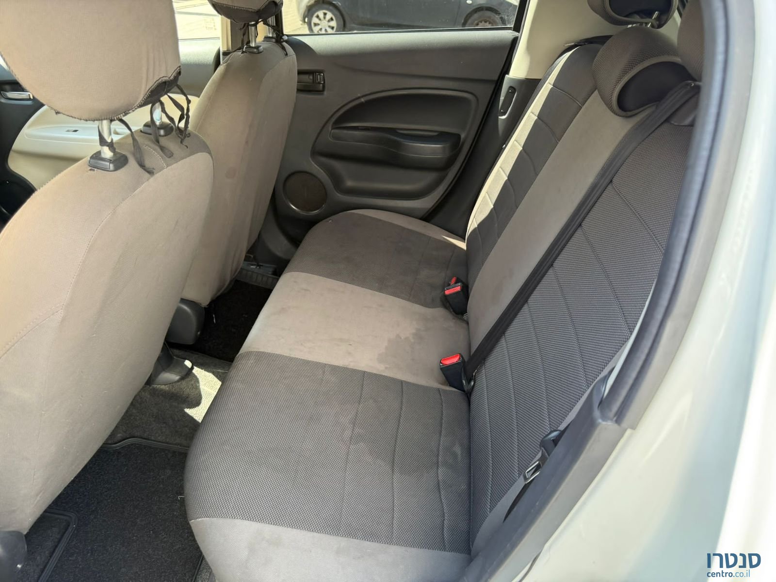 2015' Mitsubishi Space Star מיצובישי ספייס סטאר photo #2