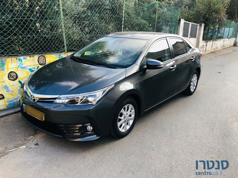 2018' Toyota Corolla טויוטה קורולה photo #1