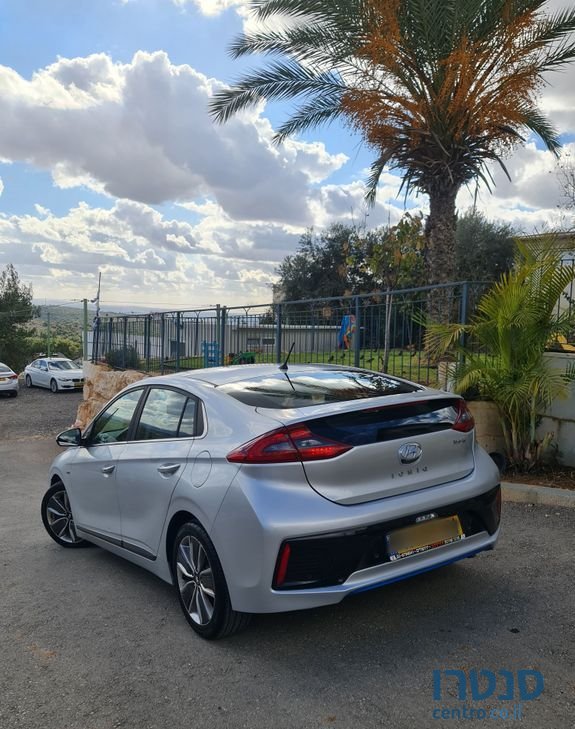 2018' Hyundai Ioniq יונדאי איוניק photo #3
