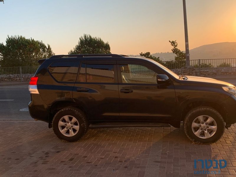 2010' Toyota Land Cruiser טויוטה לנד קרוזר photo #5