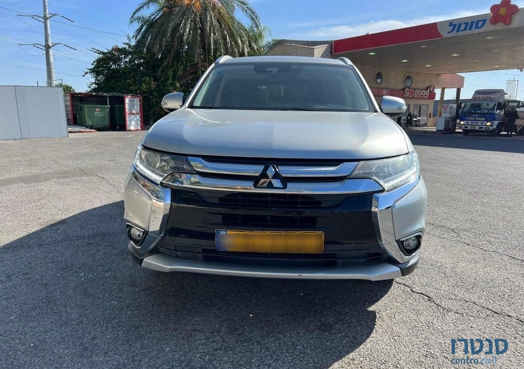 2018' Mitsubishi Outlander מיצובישי אאוטלנדר photo #2