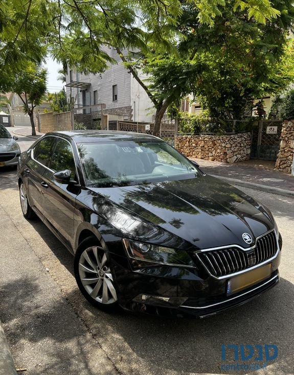 2018' Skoda Superb סקודה סופרב photo #4