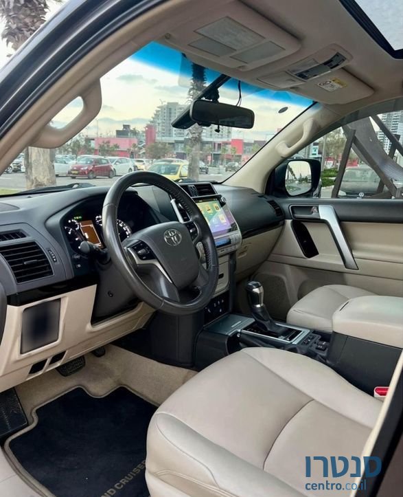 2021' Toyota Land Cruiser טויוטה לנד קרוזר photo #4