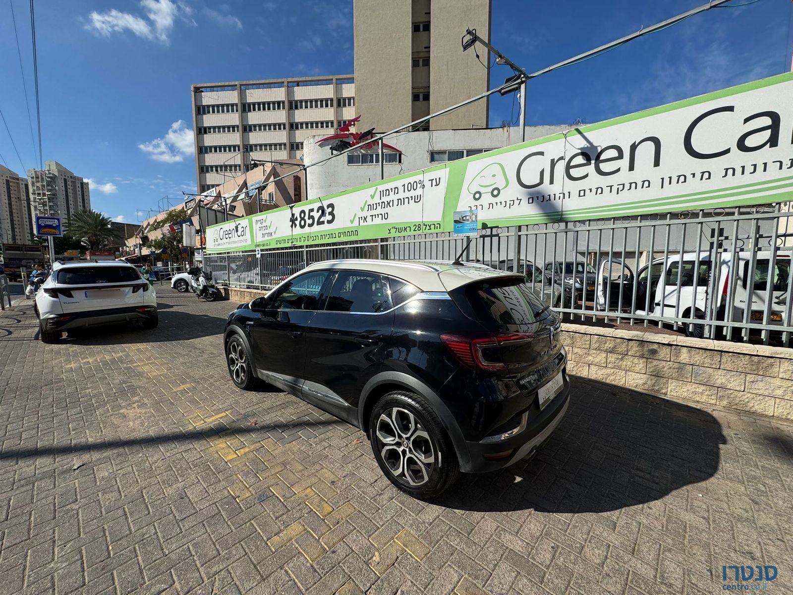2021' Renault Captur photo #4