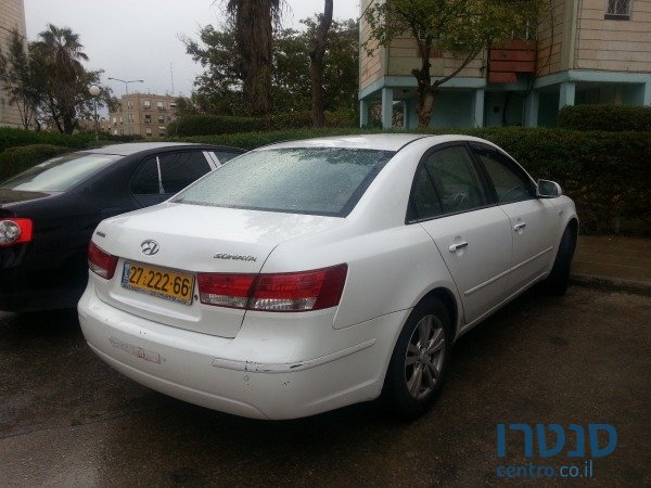 2008' Hyundai Sonata photo #2