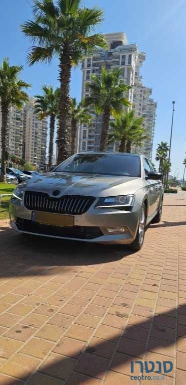 2019' Skoda Superb סקודה סופרב photo #1