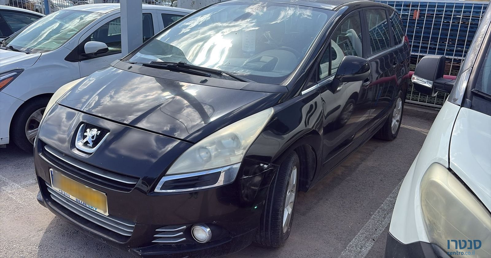 2012' Peugeot 5008 פיג'ו photo #1