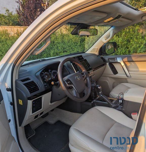 2021' Toyota Land Cruiser טויוטה לנד קרוזר photo #4