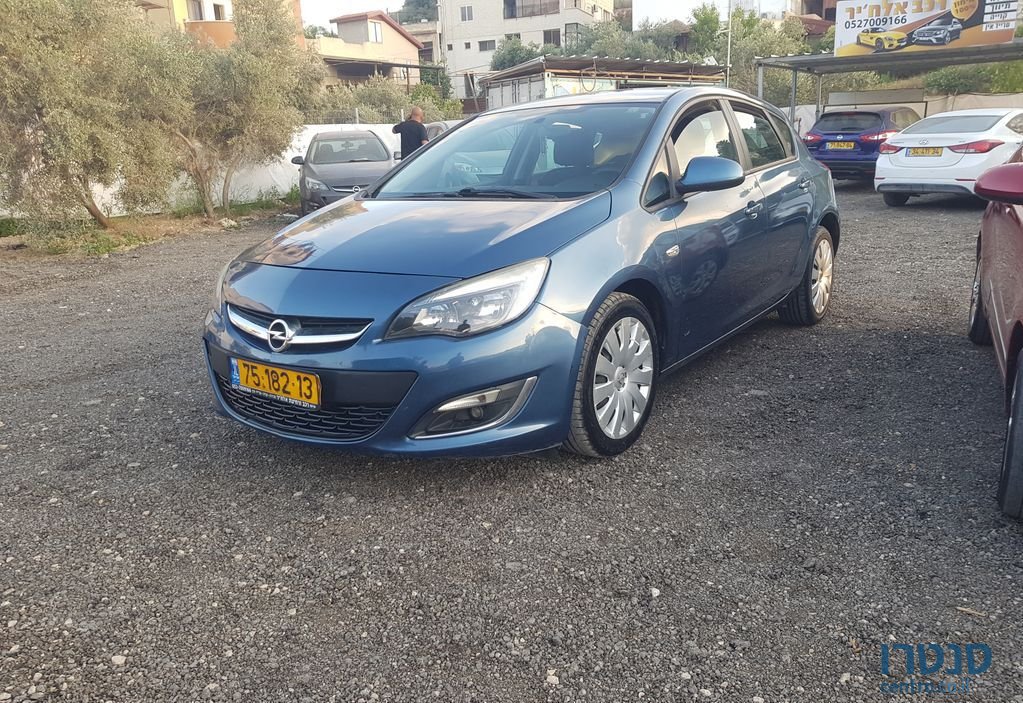 2013' Opel Astra אופל אסטרה photo #1