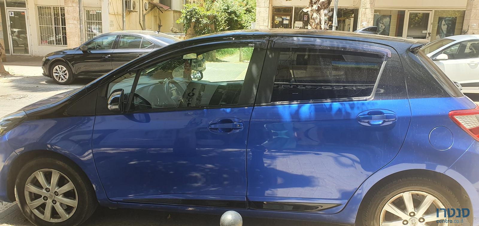 2018' Toyota Yaris photo #3