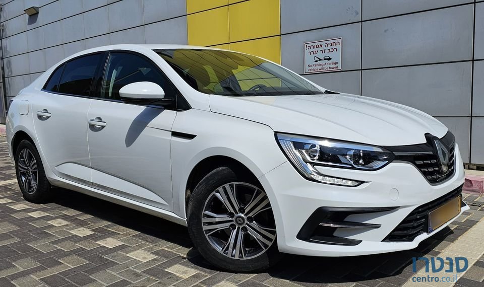 2023' Renault Megane photo #4