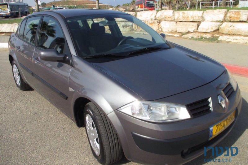 2006' Renault Megane photo #3