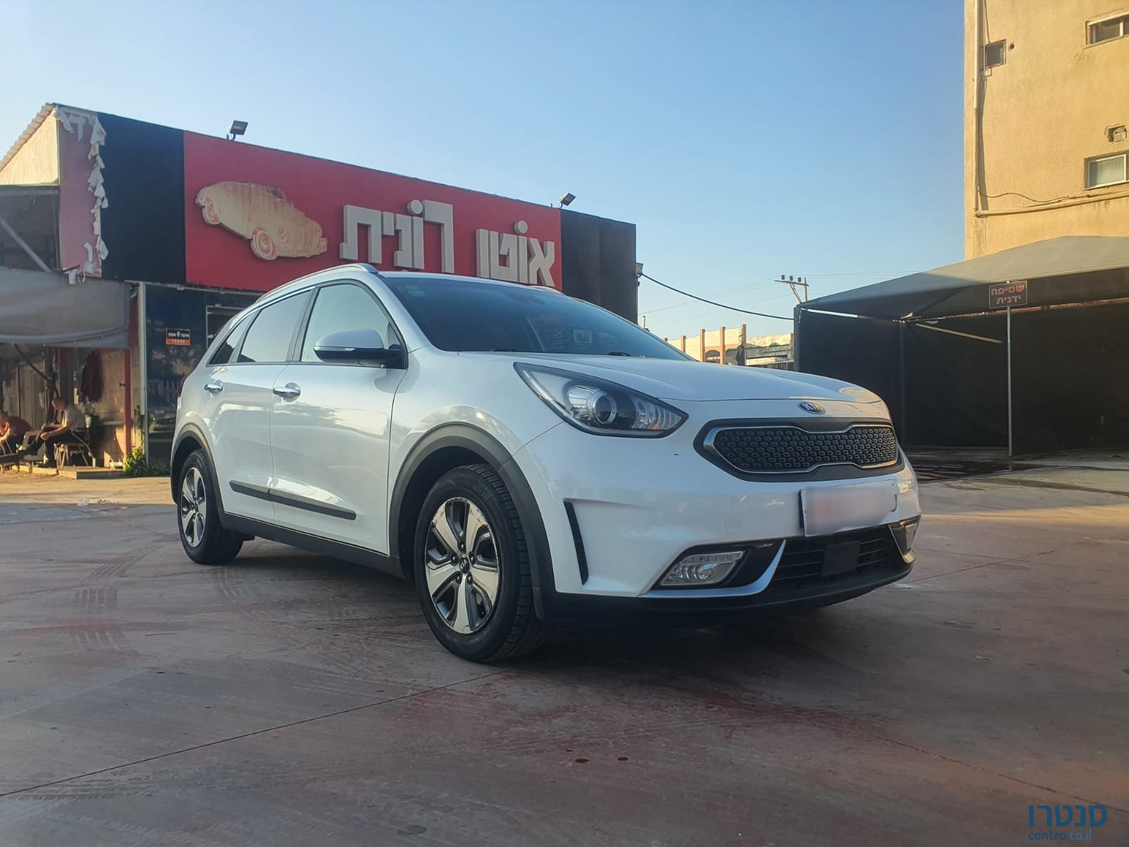 2019' Kia Niro photo #7