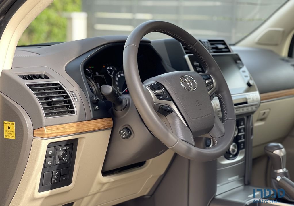 2021' Toyota Land Cruiser טויוטה לנד קרוזר photo #5