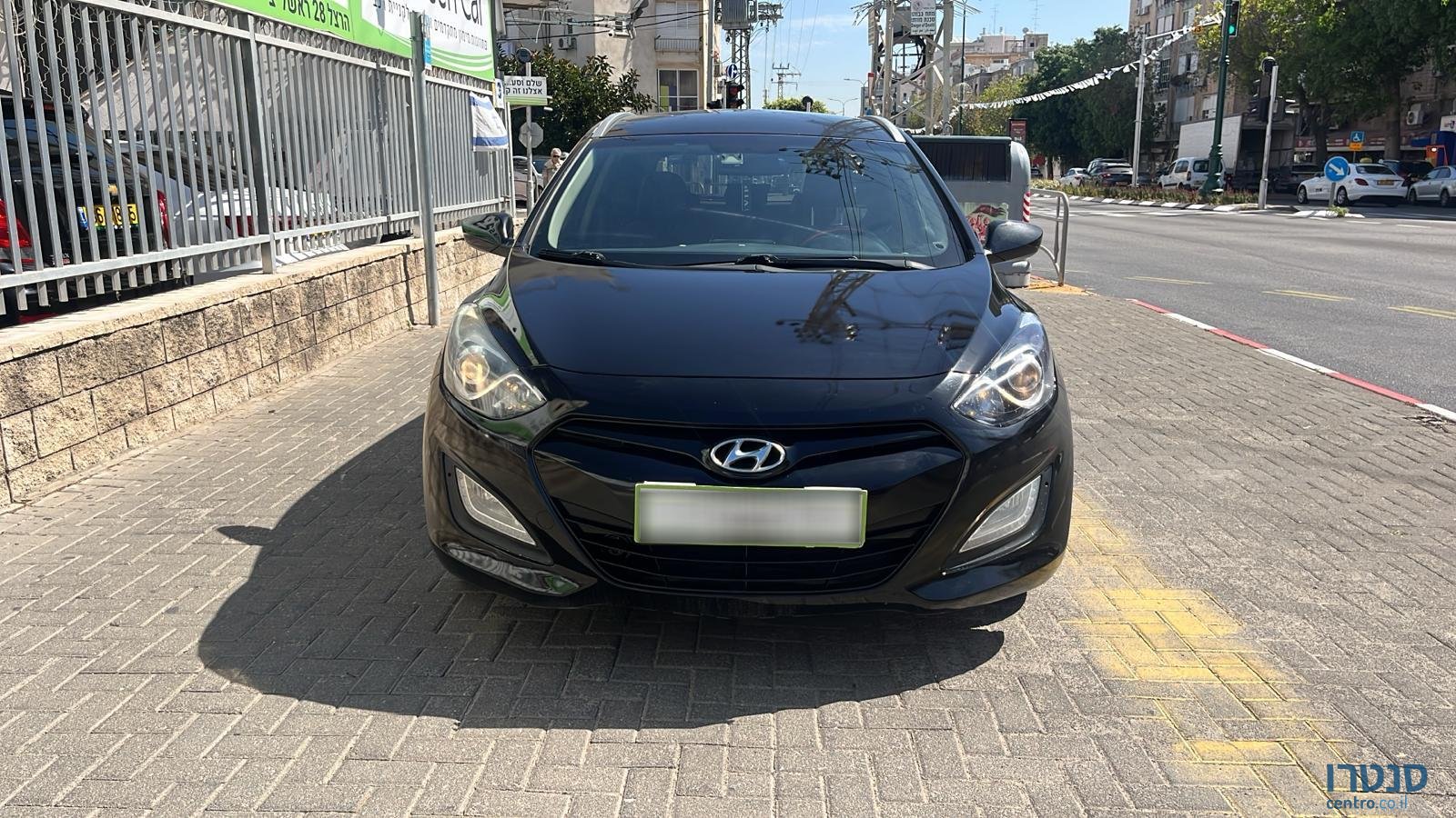 2015' Hyundai i30 photo #1